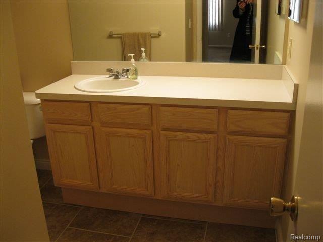 54641 Shelby Road Utica, MI 48316 - Photo 14 of 19 15.JPG