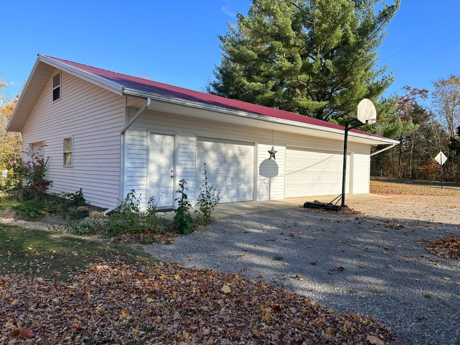 11351 Butler Road Hillsboro, OH 45133 - Photo 32 of 41