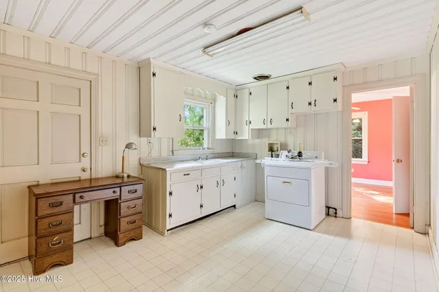 $289,900 | 911 South Crescent Drive, Smithfield, NC 27577