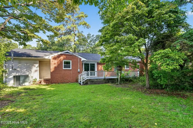 $289,900 | 911 South Crescent Drive, Smithfield, NC 27577