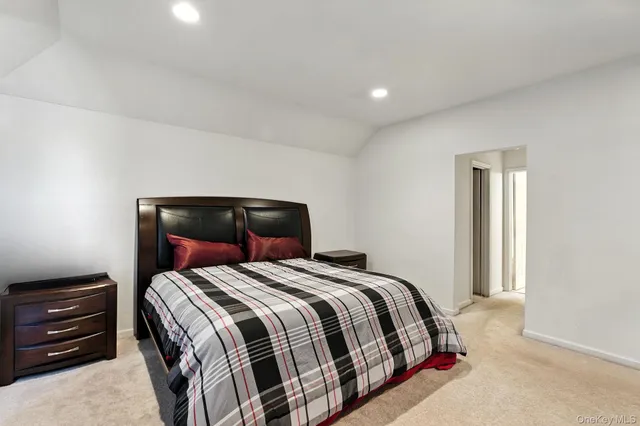 $769,999 | 33 Sunflower Ridge Road, Centereach, NY 11720