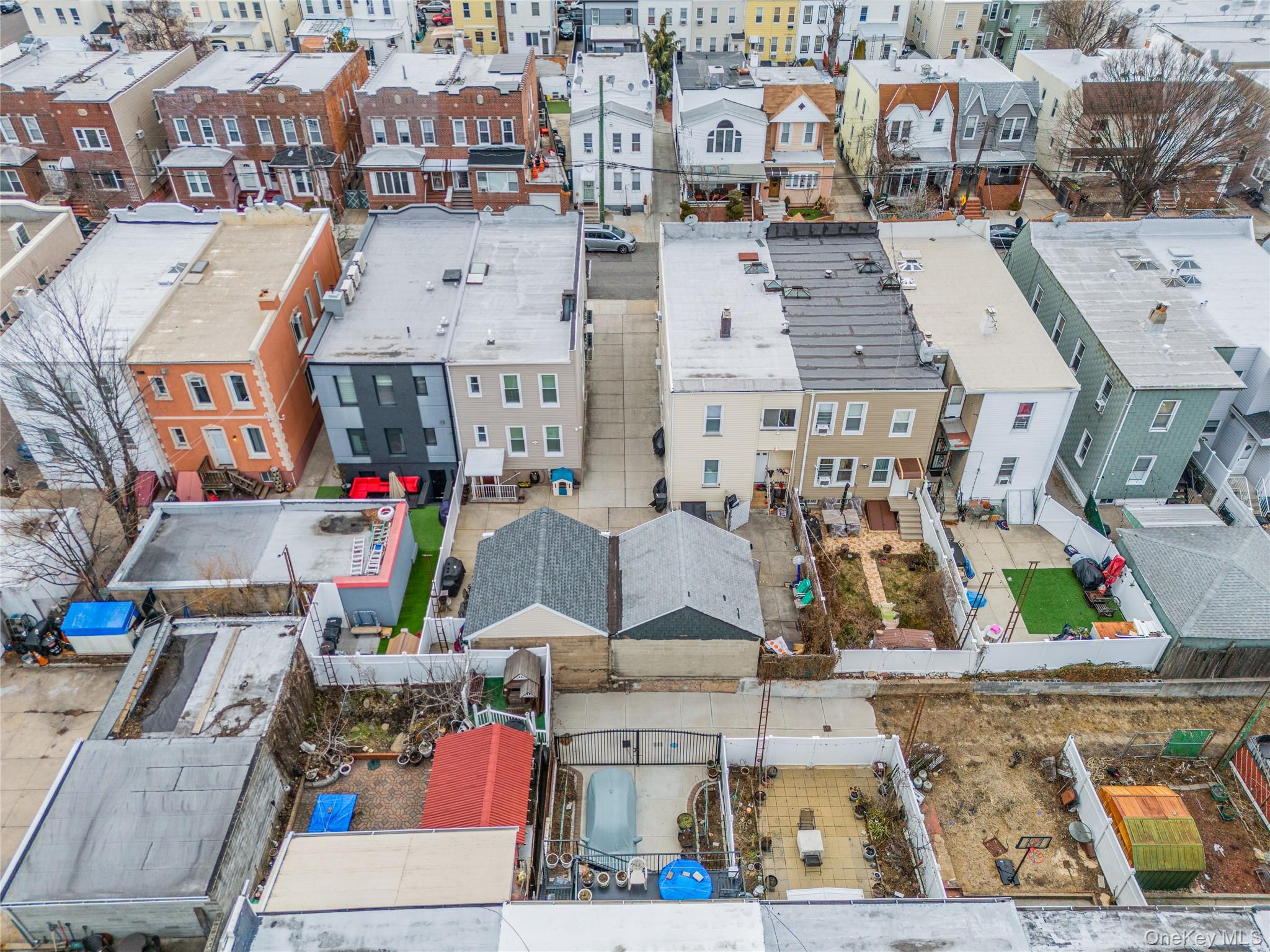 78-24 68th Road Queens, NY 11379 - Photo 33 of 33