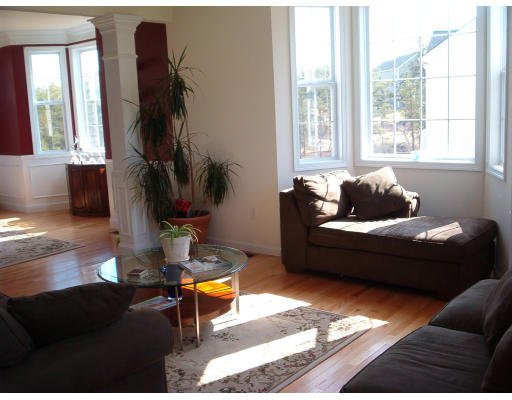 491 Raymond Road Plymouth, MA 02360 - Photo 2 of 6 Gallery Image 2