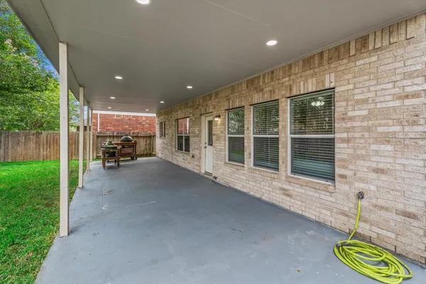 $275,000 | 4927 Forest Hurst Drive, Spring, TX 77373