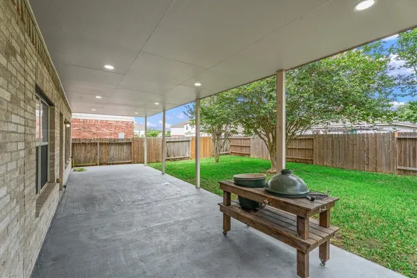 $275,000 | 4927 Forest Hurst Drive, Spring, TX 77373