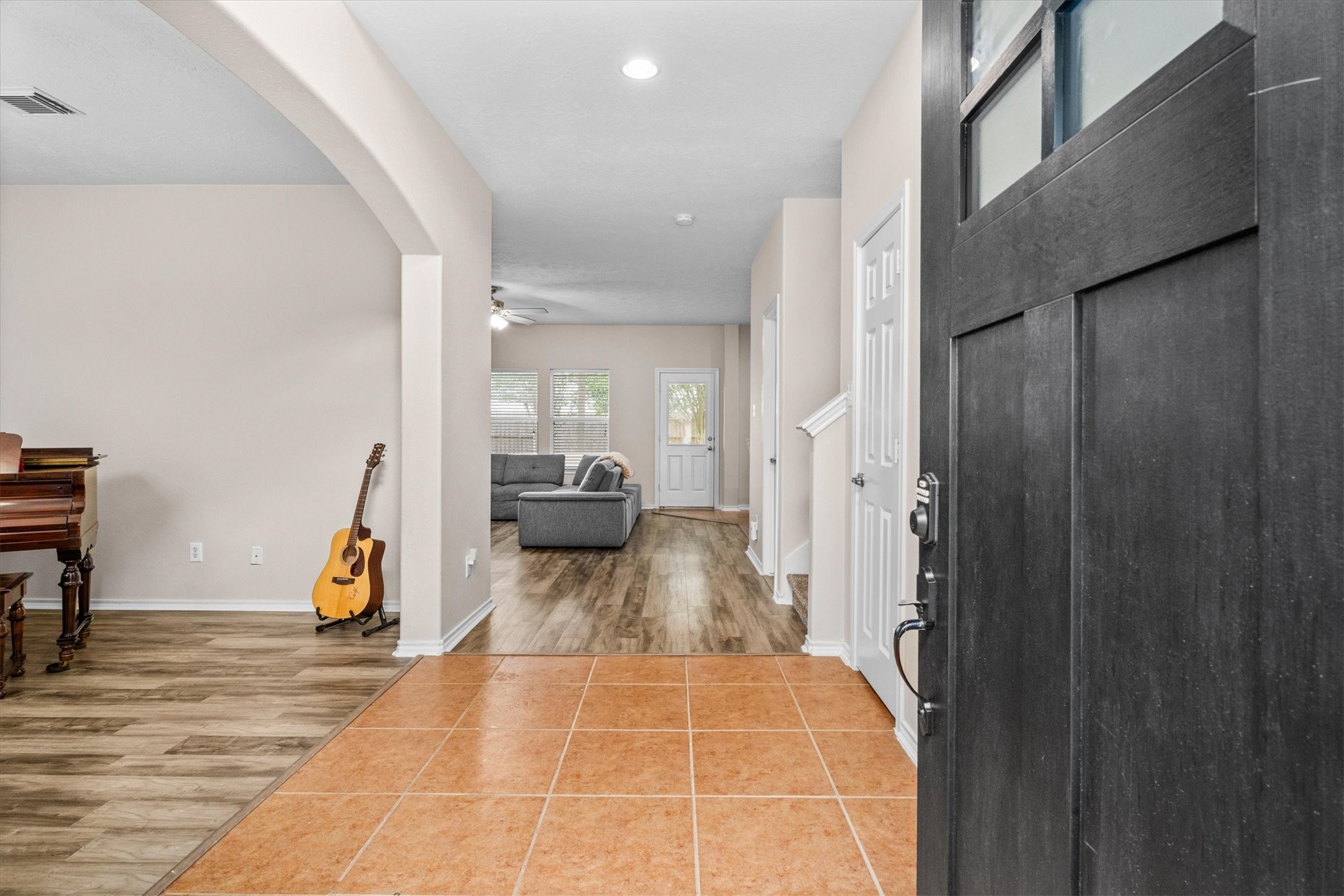 4927 Forest Hurst Drive Spring, TX 77373 - Photo 7 of 27