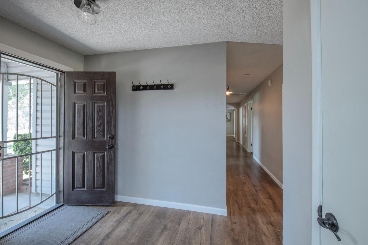 37715 Cloverleaf Avenue Madera, CA 93636 - Photo 8 of 55