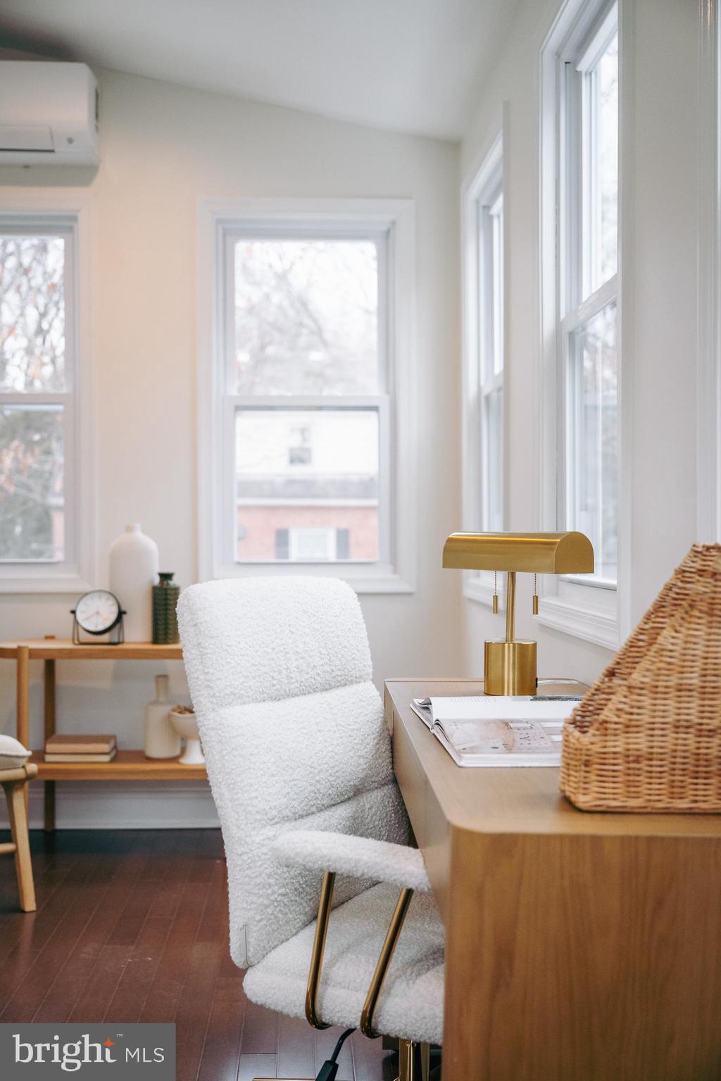 8705 Bradford Road Silver Spring, MD 20901 - Photo 11 of 35 1st Floor - Additional space off of living room