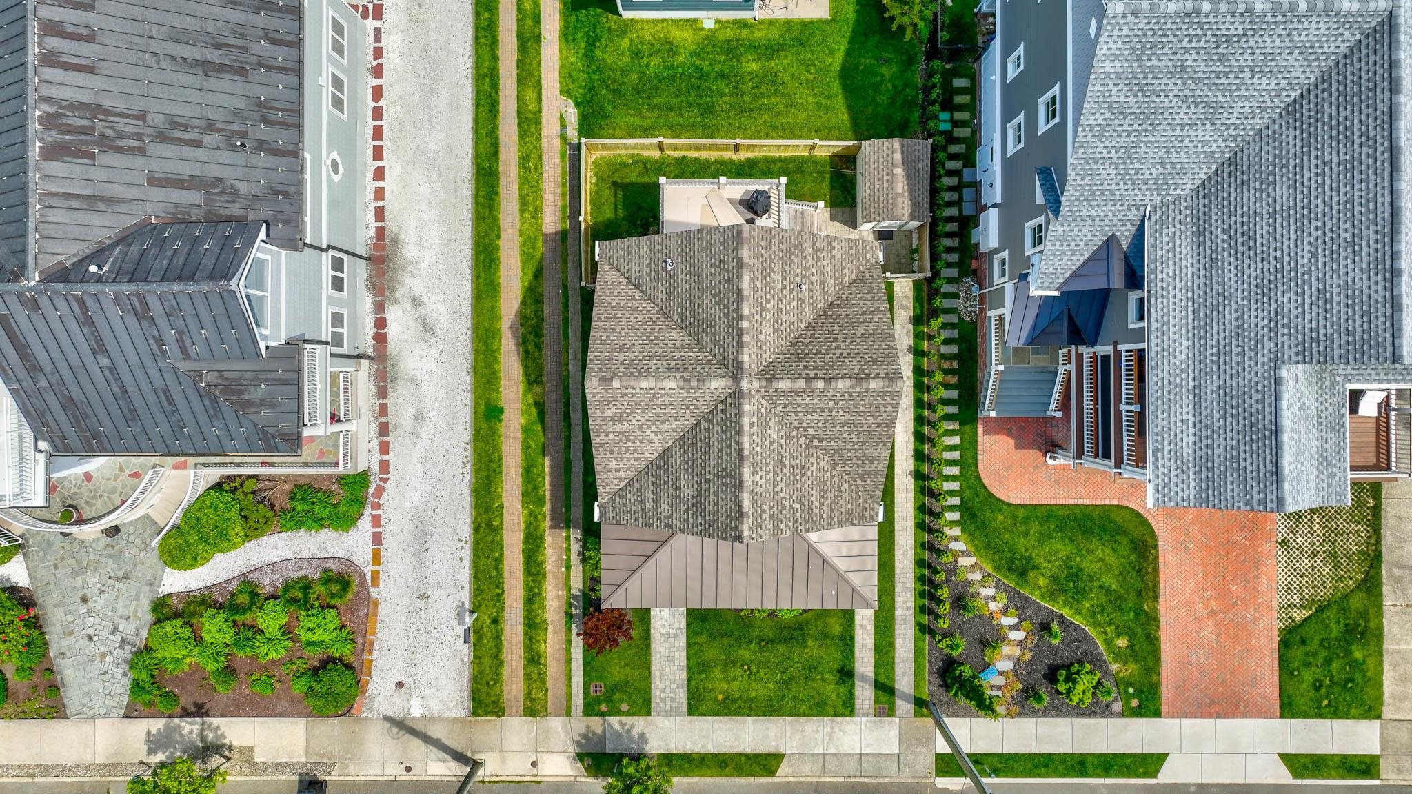 27 2nd Cape May, NJ 08204 - Photo 29 of 33 front view of a house with a yard
