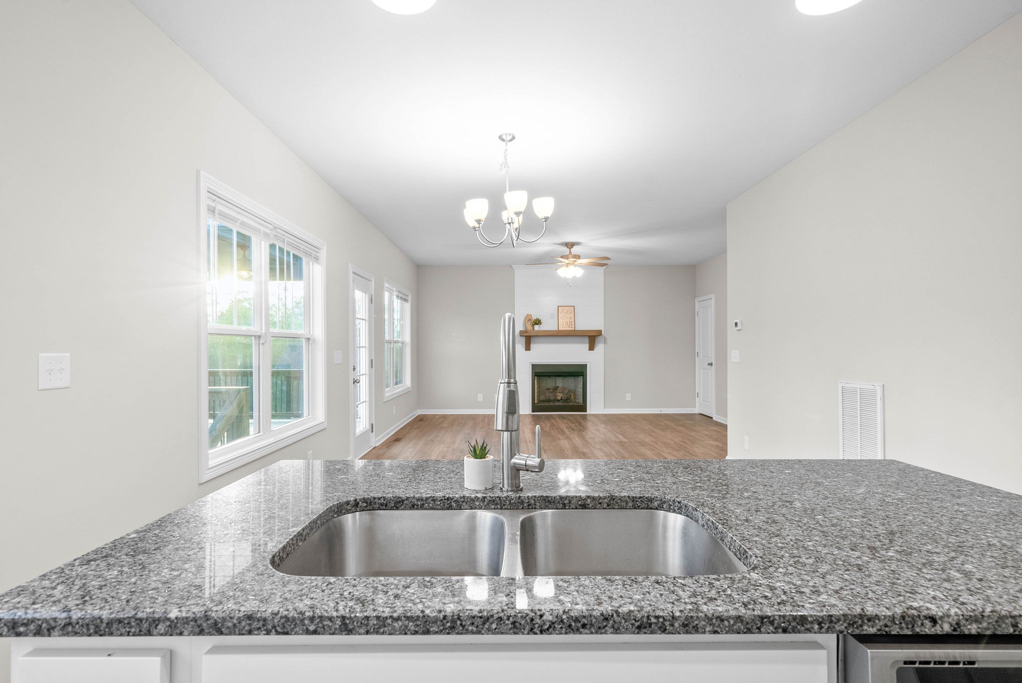 1054 Winesap Road Clarksville, TN 37040 - Photo 19 of 44 Gallery Image 19