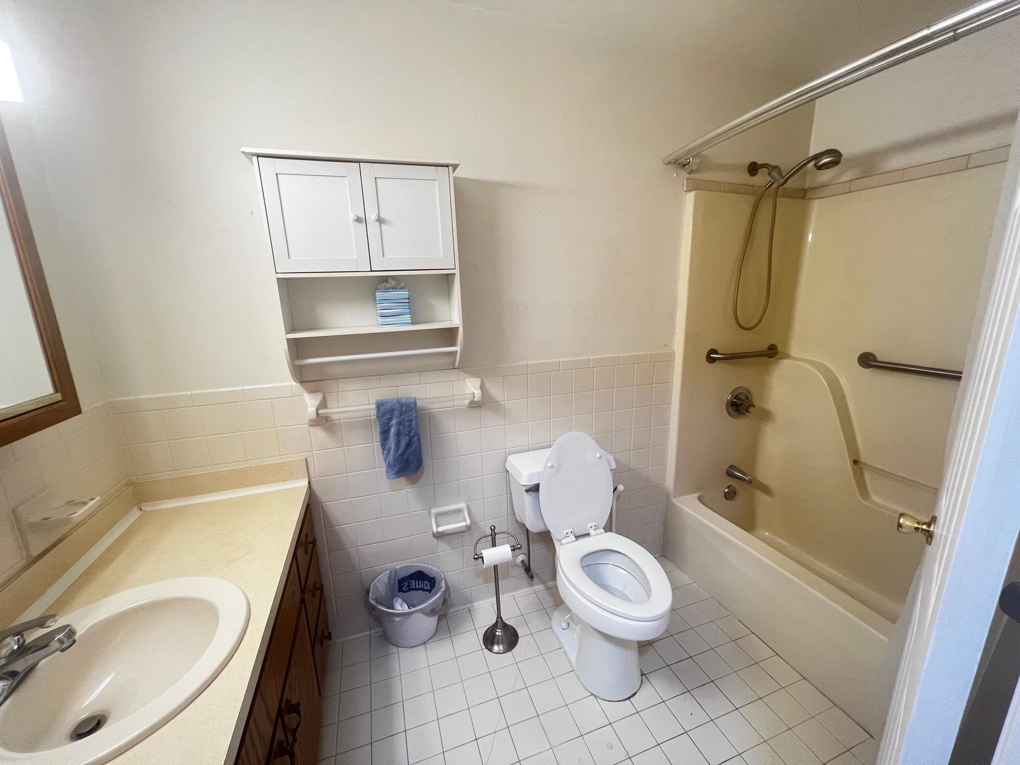 25203 East Olive Street Elberta, AL 36530 - Photo 13 of 16 Second Bath