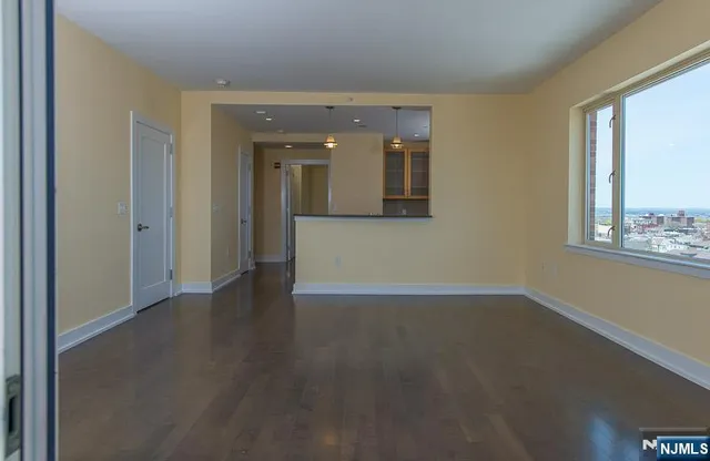 $3,500 | 3312 Hudson Avenue, Unit 10J, Union City, NJ 07087