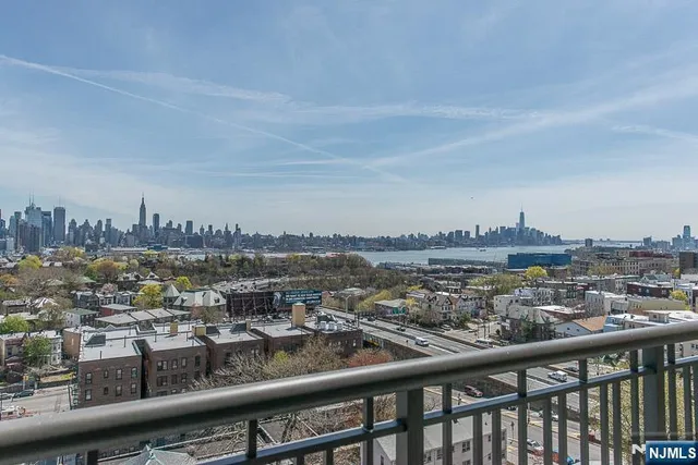 $3,500 | 3312 Hudson Avenue, Unit 10J, Union City, NJ 07087