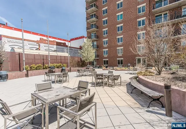 $3,500 | 3312 Hudson Avenue, Unit 10J, Union City, NJ 07087