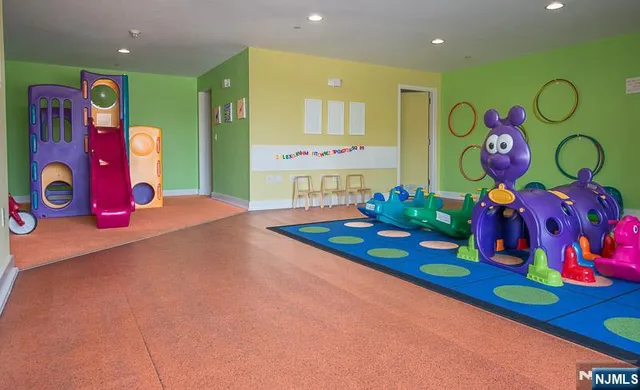 $3,500 | 3312 Hudson Avenue, Unit 10J, Union City, NJ 07087