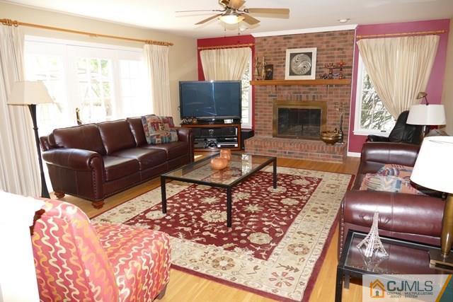 25 Parkview Road Cranbury, NJ 08512 - Photo 11 of 25 Gallery Image 11