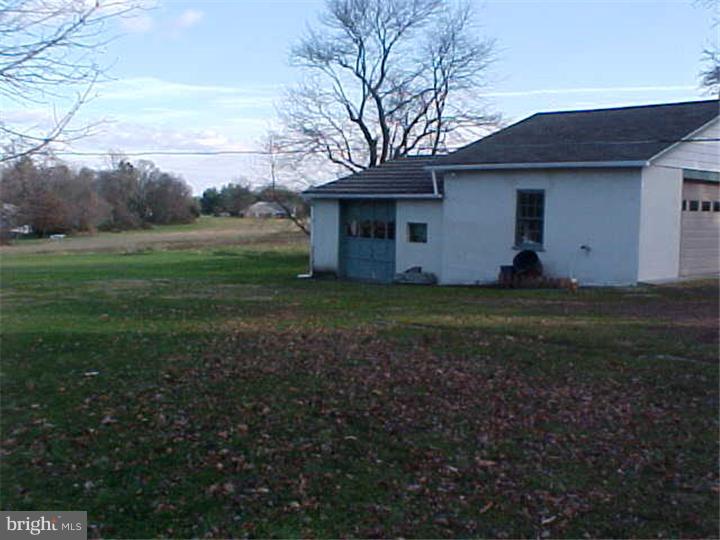 29 Middletown Road Media, PA 19063 - Photo 8 of 23 Gallery Image 8