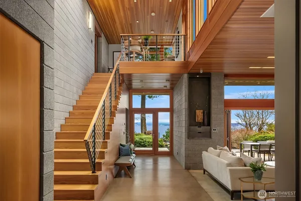 a view of entryway with a front door