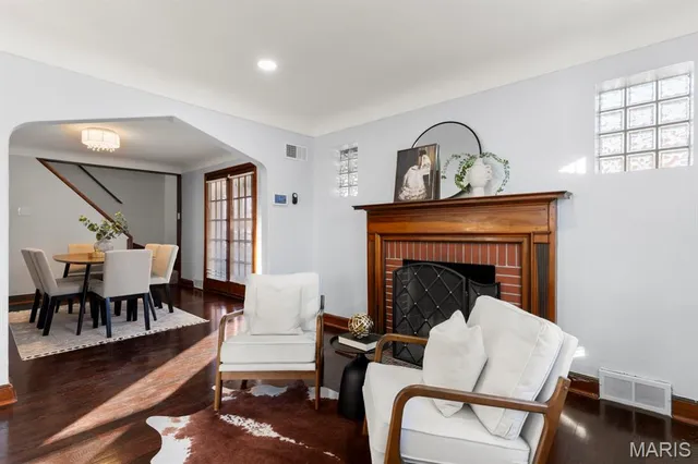 $221,800 | 9056 McNulty Drive, St. Louis, MO 63114