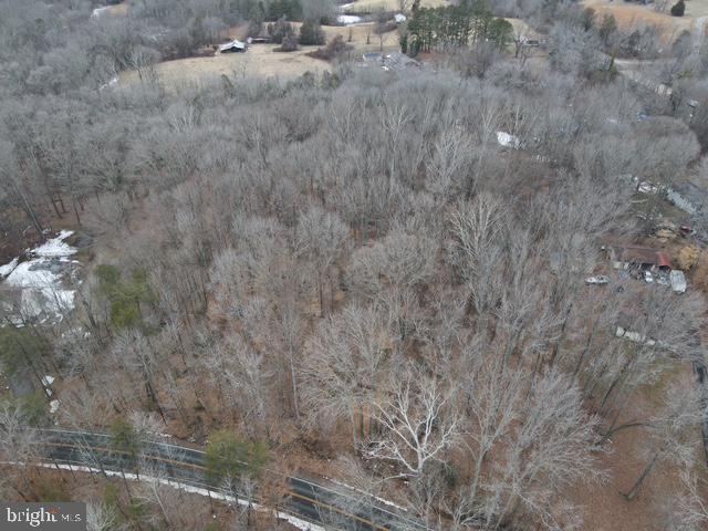 Brooke Road Fredericksburg, VA 22405 - Photo 6 of 31 a view of a dry yard