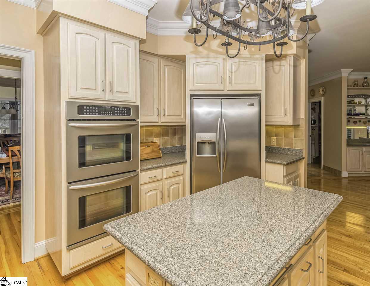 220 Block House Road Greenville, SC 29615 - Photo 12 of 36 ...AND Double Ovens and All Stainless Appliances