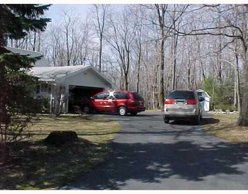 905 Stratford Road Ligonier, PA 15658 - Photo 14 of 15 Parking Lot/Garage.
