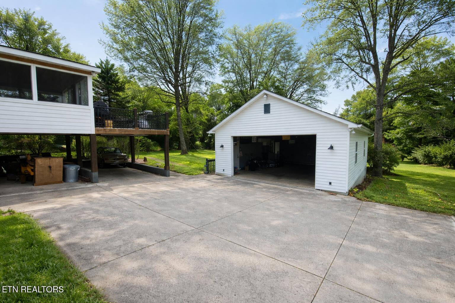 408 East Mountain View Road Corryton, TN 37721 - Photo 3 of 47 1000039279