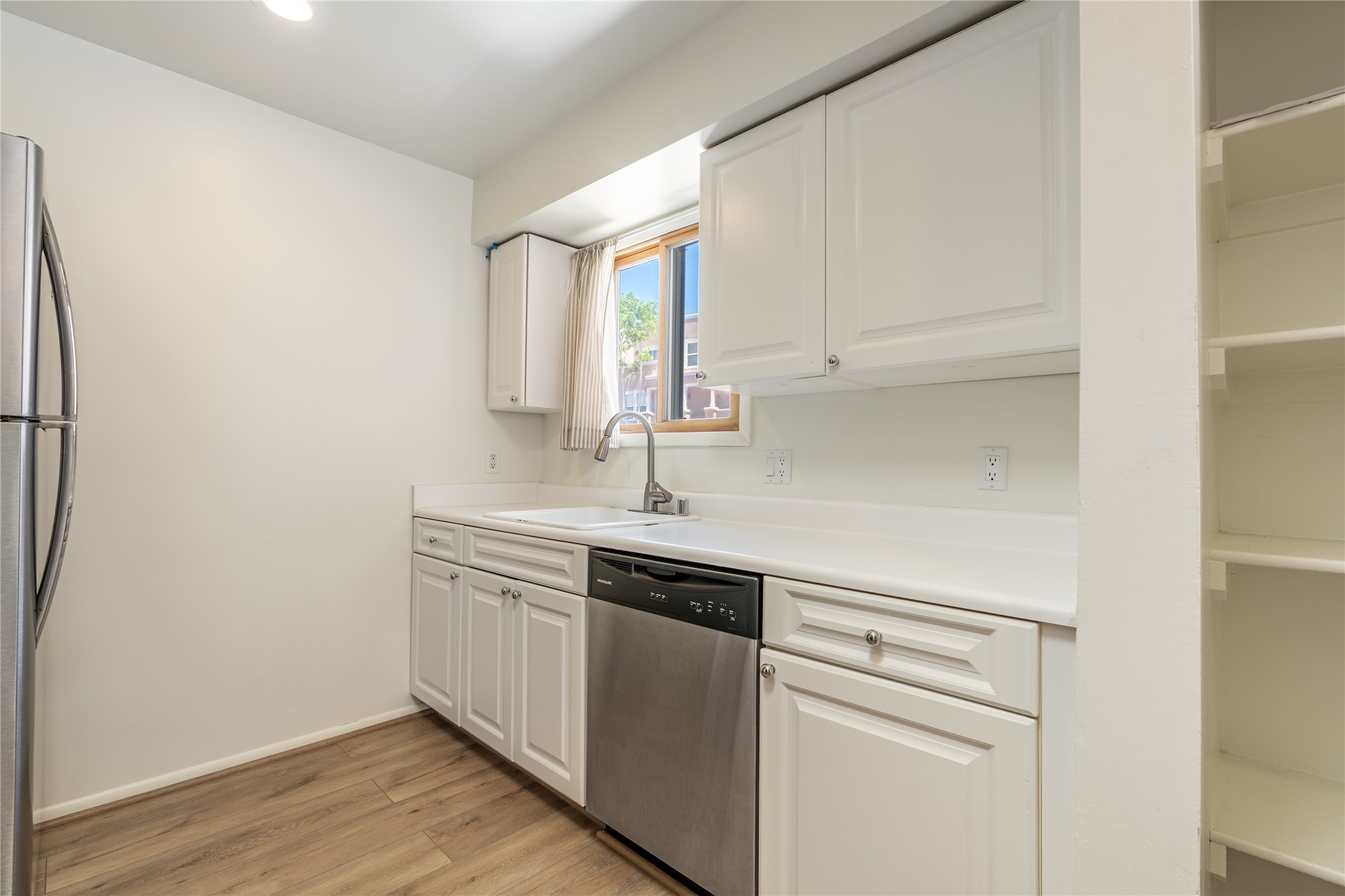 663 Bishops Lodge Road, Unit 59 Santa Fe, NM 87501 - Photo 12 of 26