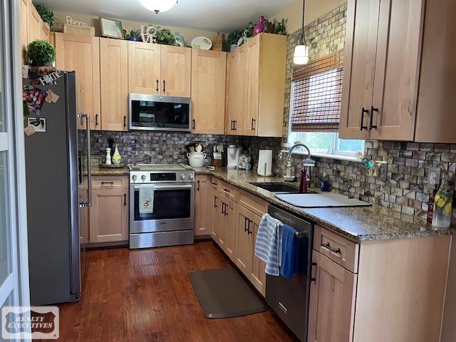 51817 Rivard Road New Baltimore, MI 48047 - Photo 10 of 28
