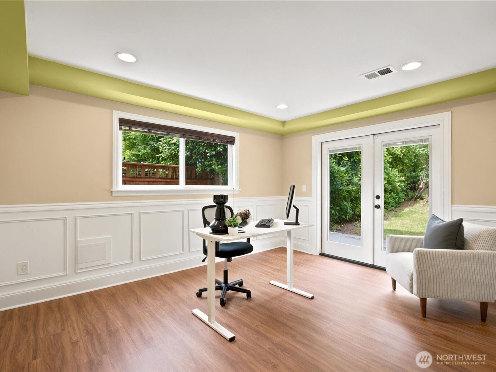 10222 Northeast 198th Street Bothell, WA 98011 - Photo 23 of 40