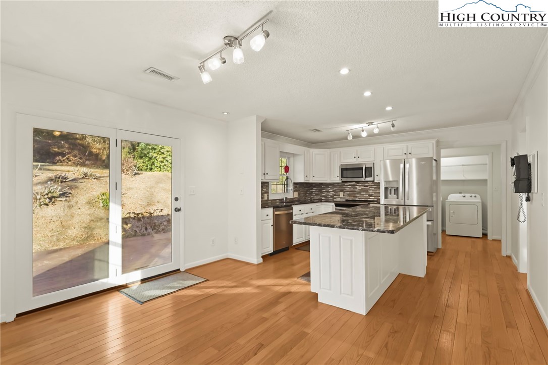 260 Laurel Gap Ridge Boone, NC 28607 - Photo 14 of 36