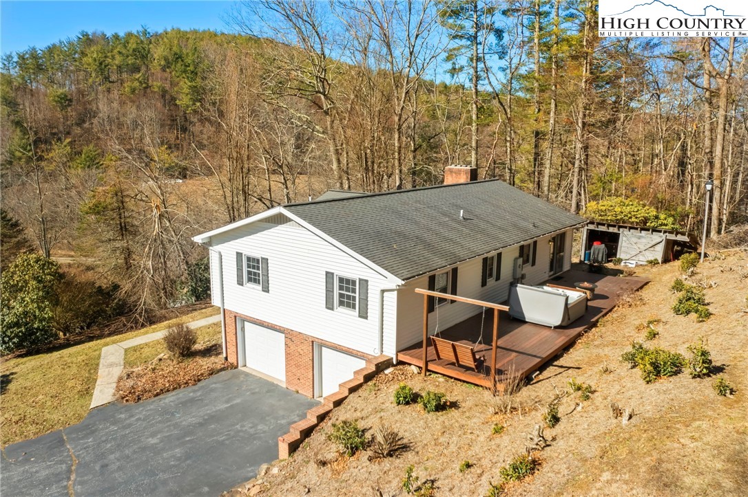 260 Laurel Gap Ridge Boone, NC 28607 - Photo 5 of 36