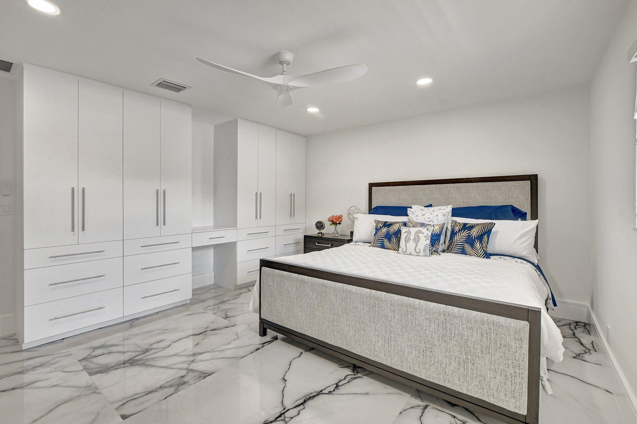 1001 West Palmetto Park Road Boca Raton, FL 33486 - Photo 14 of 48 Custom Built-in