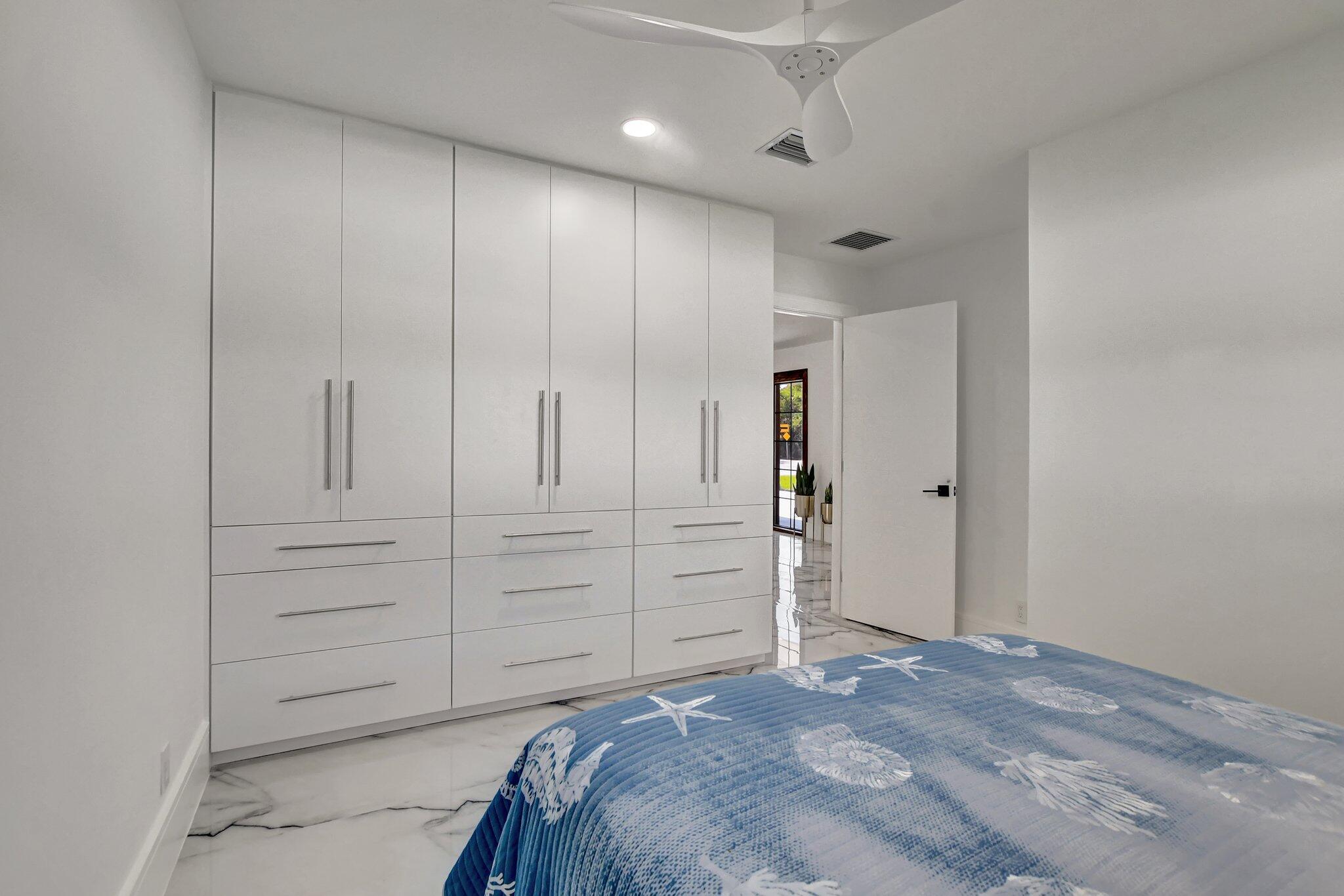 1001 West Palmetto Park Road Boca Raton, FL 33486 - Photo 24 of 48 Custom Built ins