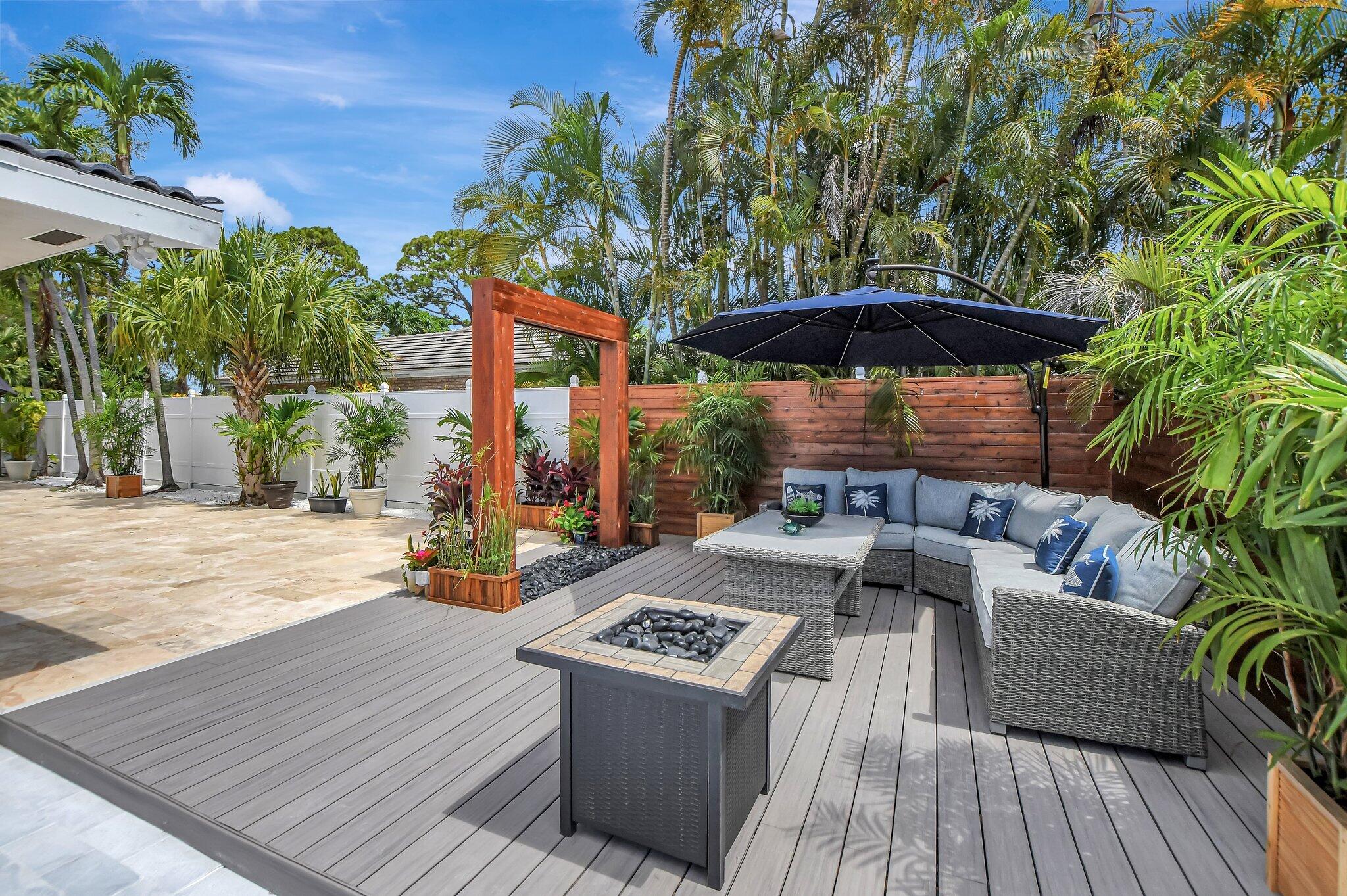 1001 West Palmetto Park Road Boca Raton, FL 33486 - Photo 31 of 48 Relax with Friends and Family
