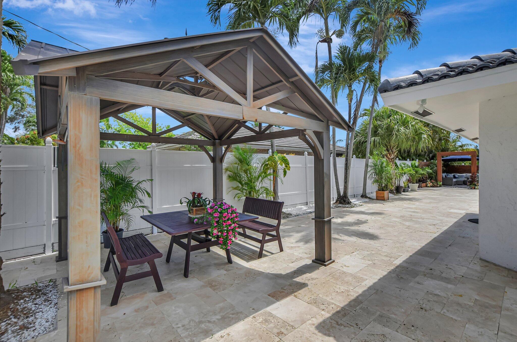 1001 West Palmetto Park Road Boca Raton, FL 33486 - Photo 4 of 48 Beautiful Palm Trees