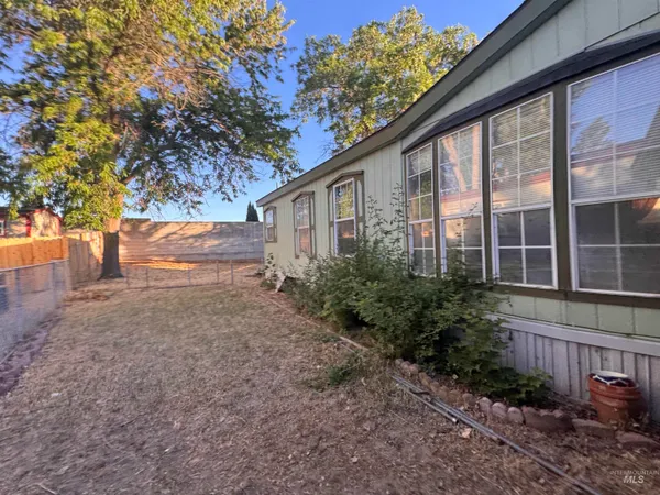 $75,000 | 100 Northwest 16th Street, Unit 31, Fruitland, ID 83619