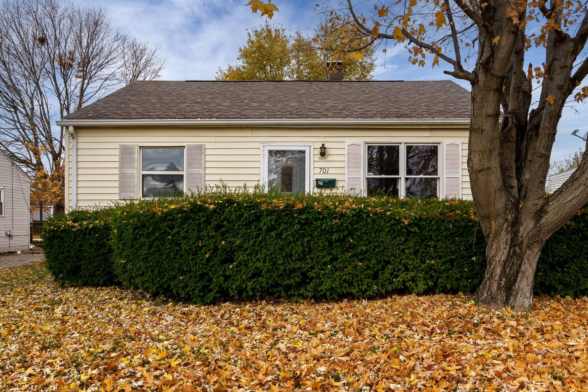701 South Burnett Road Springfield, OH 45505 - Photo 1 of 27 Gallery Image 1