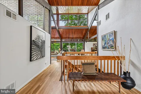 $1,995,000 | 6620 Fernwood Court, Bethesda, MD 20817