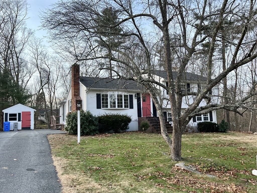 43 Fairview Street Holliston, MA 01746 - Photo 3 of 27