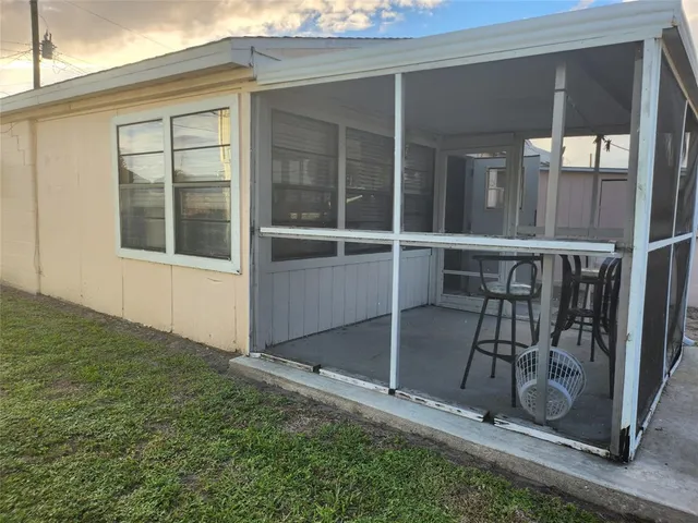 $1,300 | 1079 3rd Street, Okeechobee, FL 34974
