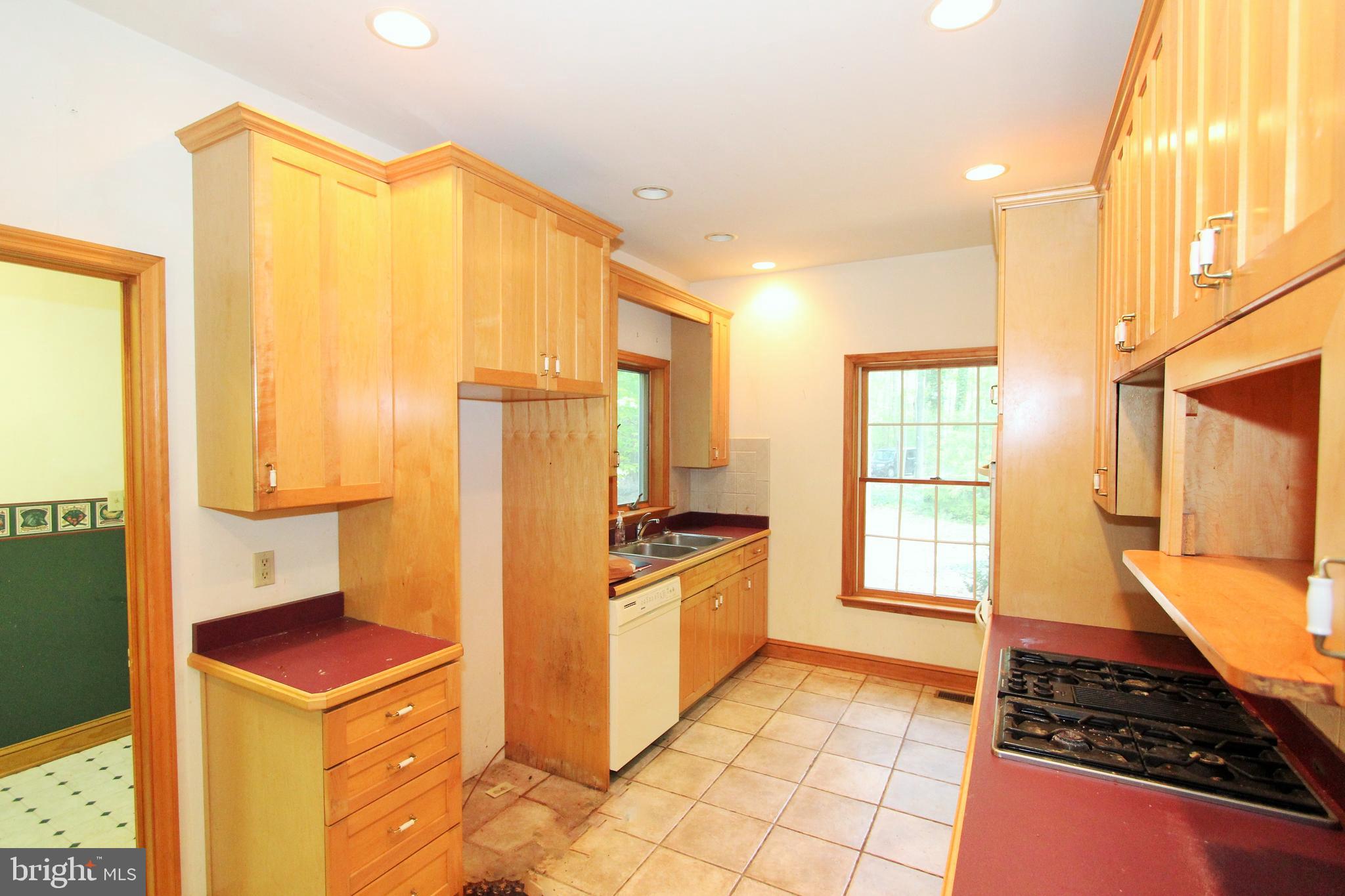 12125 South Piney Point Road Bishopville, MD 21813 - Photo 8 of 34 Gallery Image 8