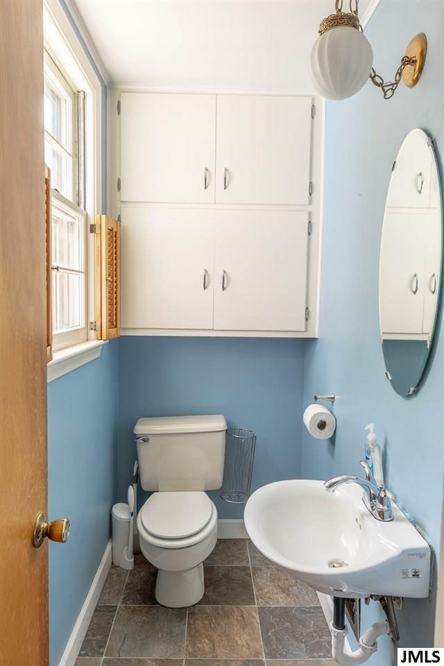 2708 Chatham Road Lansing, MI 48910 - Photo 14 of 16 Photo 14