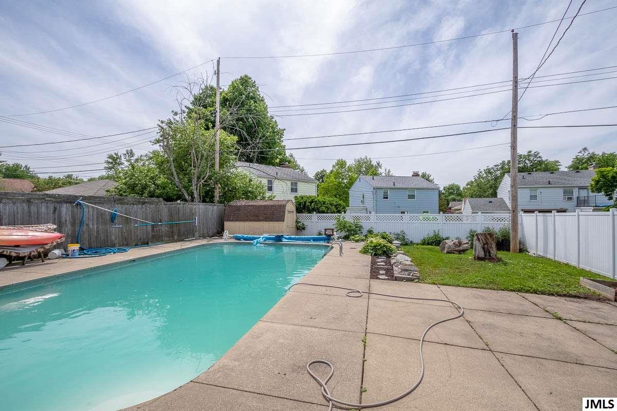 2708 Chatham Road Lansing, MI 48910 - Photo 16 of 16 Photo 16