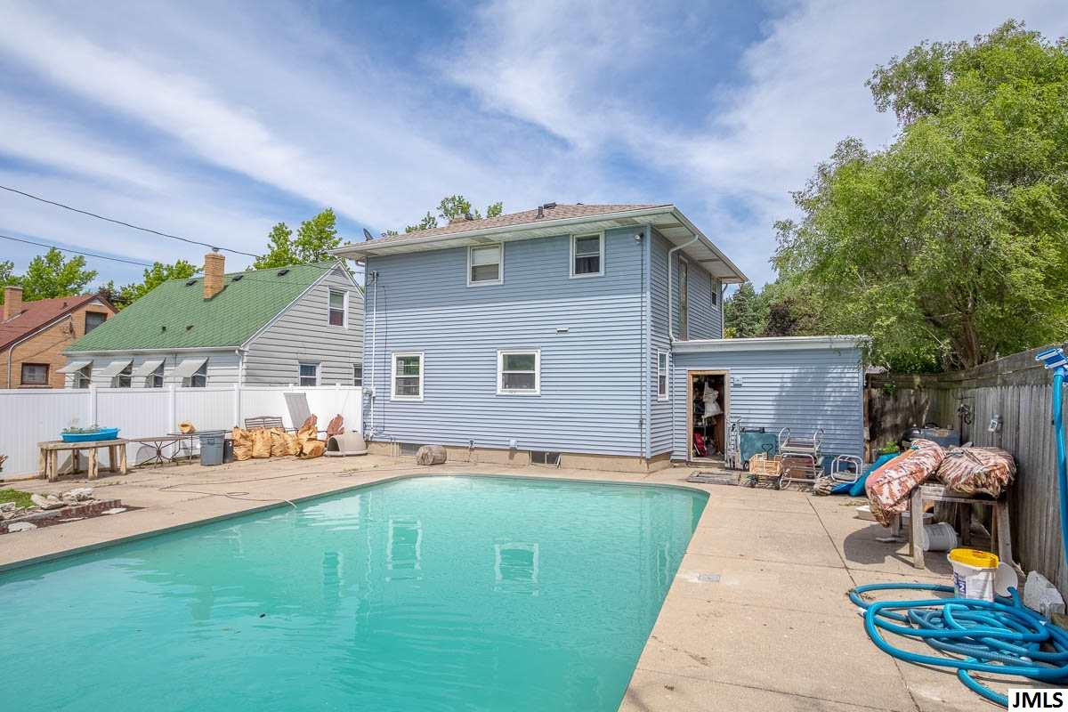 2708 Chatham Road Lansing, MI 48910 - Photo 3 of 16 Photo 3