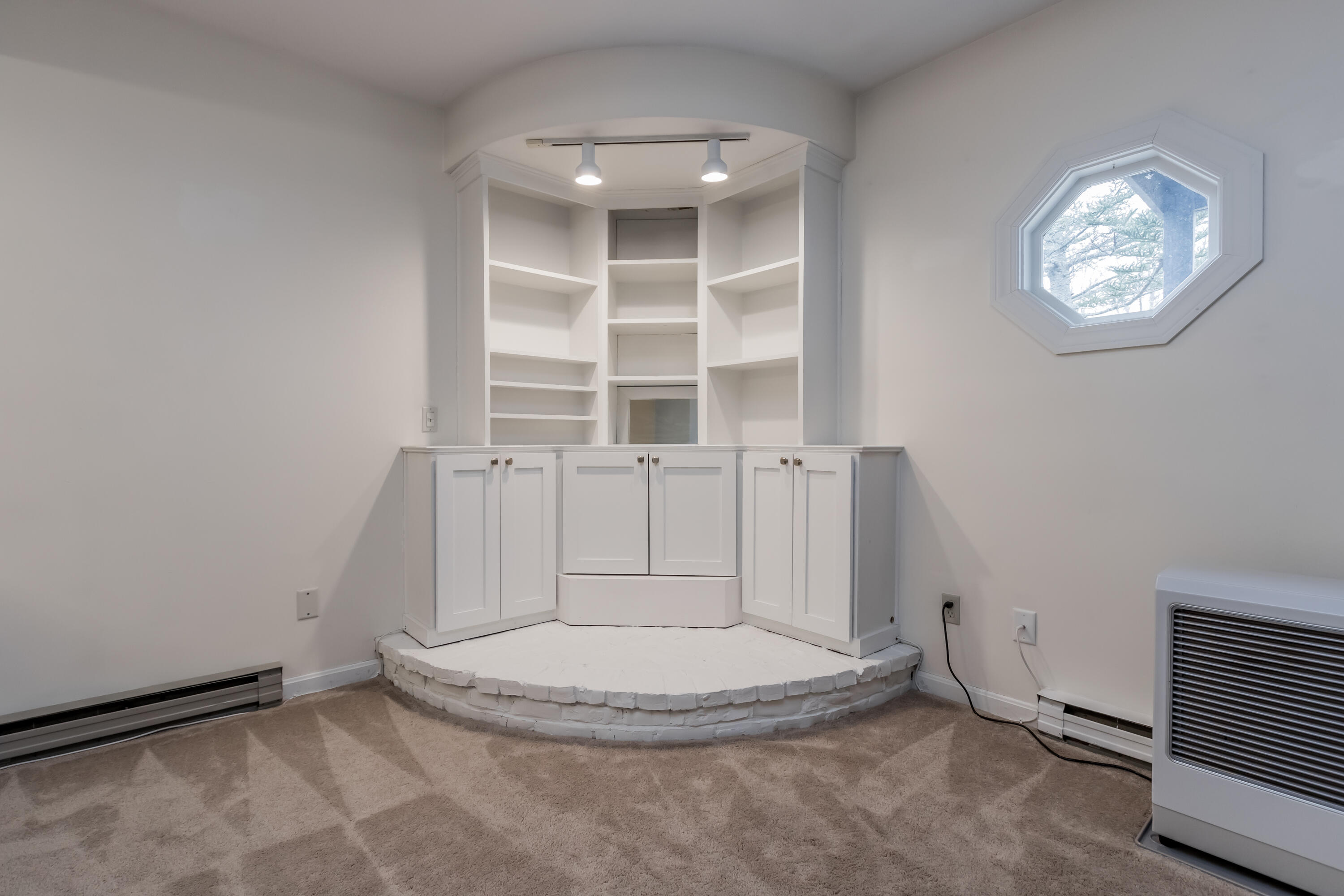 195 Wescott Road, Unit 3 South Portland, ME 04106 - Photo 23 of 84 20220331HL-71027