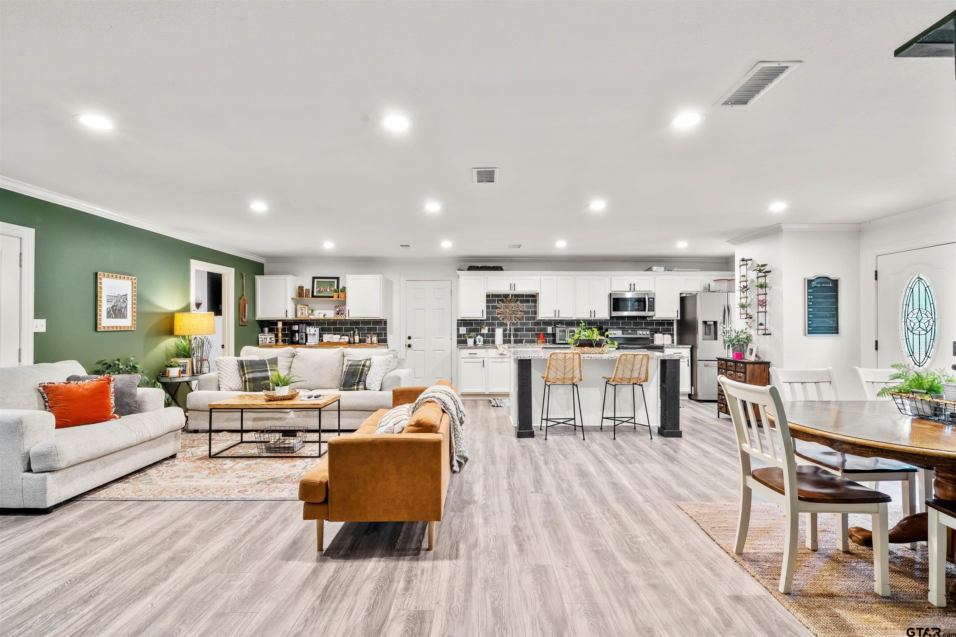 213 Mockingbird Lane Gilmer, TX 75645 - Photo 6 of 16