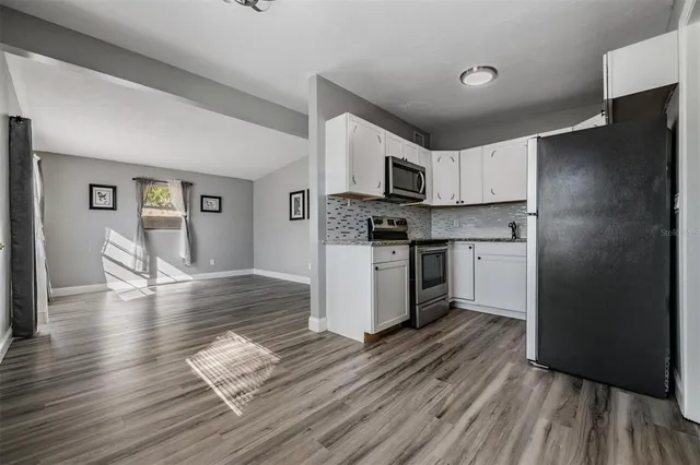 $2,200 | 810 Jurgens Street, Clearwater, FL 33755