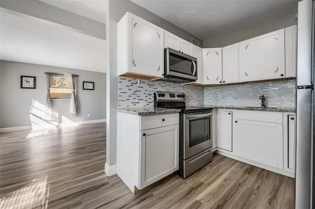 $2,200 | 810 Jurgens Street, Clearwater, FL 33755