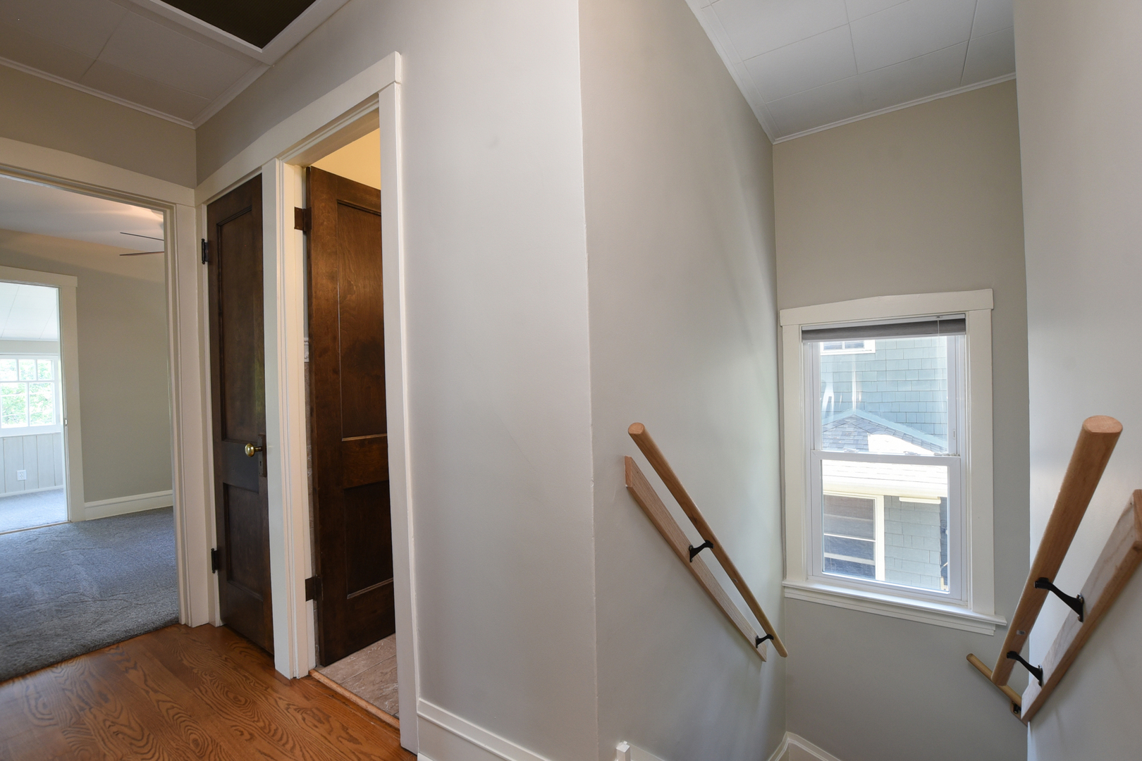 347 Herrick Road Riverside, IL 60546 - Photo 10 of 28 a view of an entryway